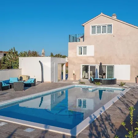 Villa David